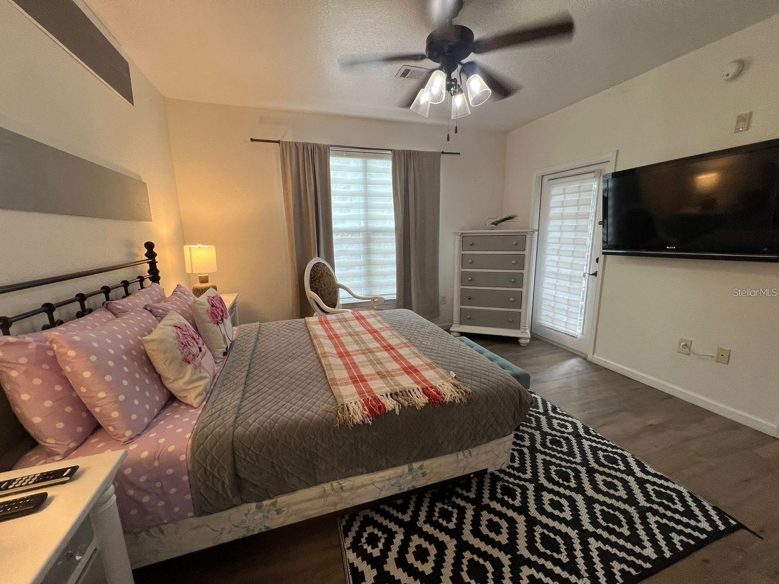 BELLA PIAZZA - Residential