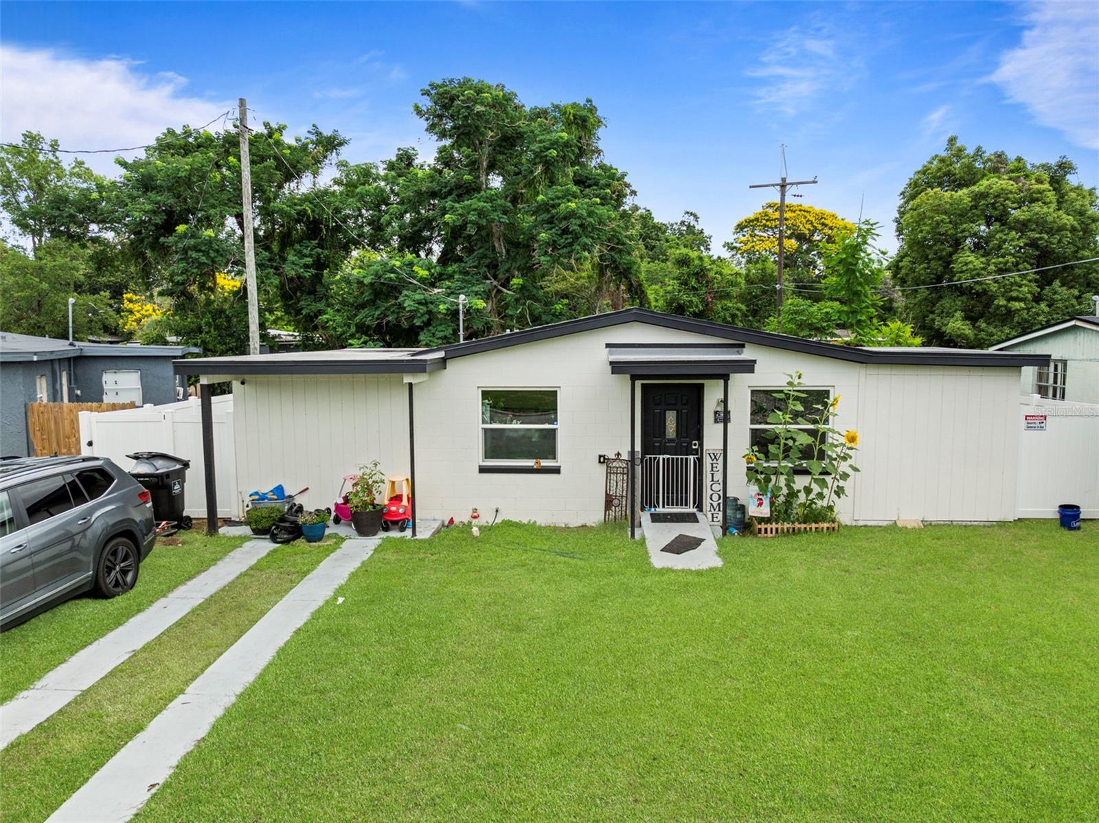 LAKE LAWNE SHORES - Residential