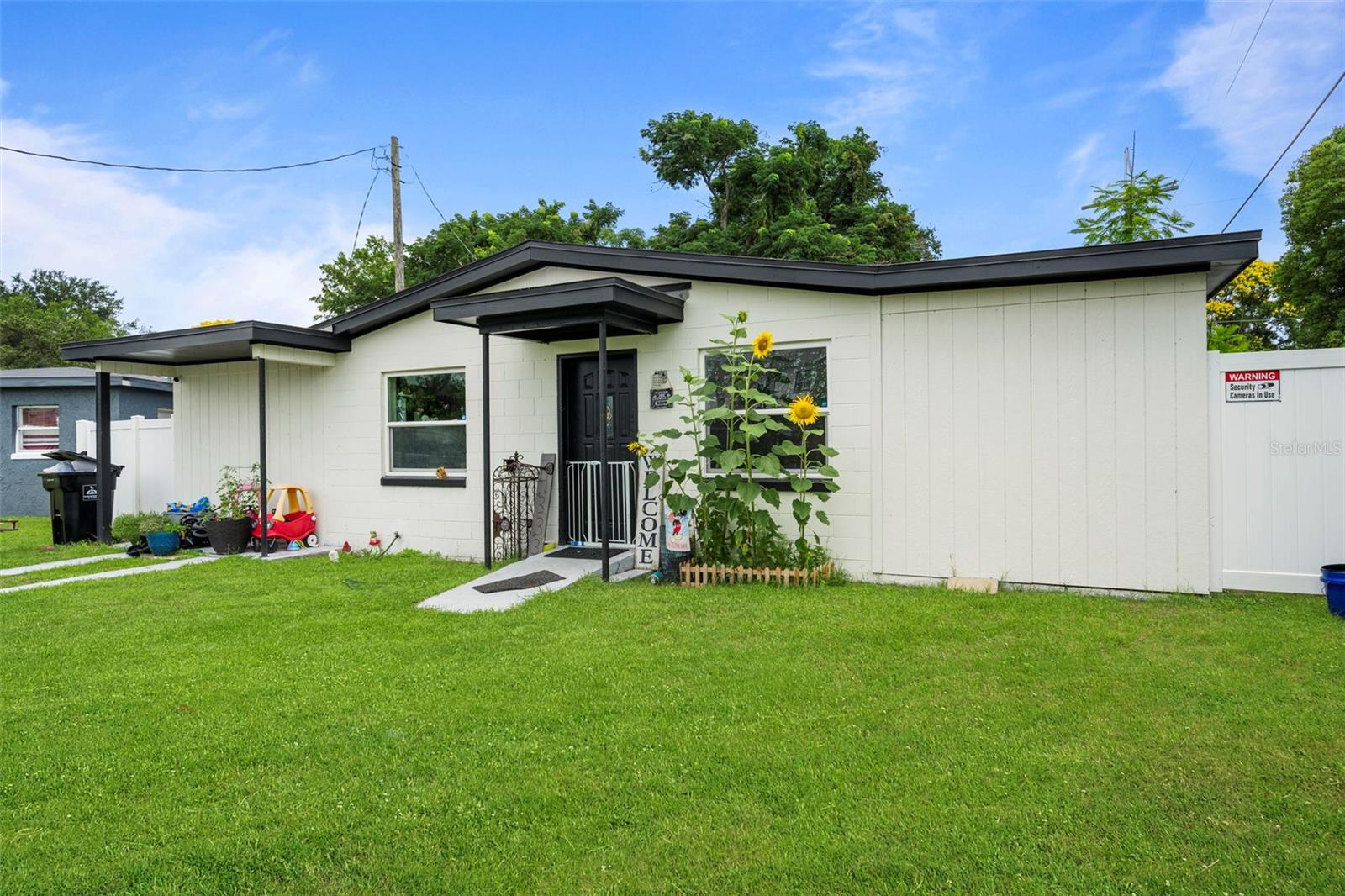 LAKE LAWNE SHORES - Residential