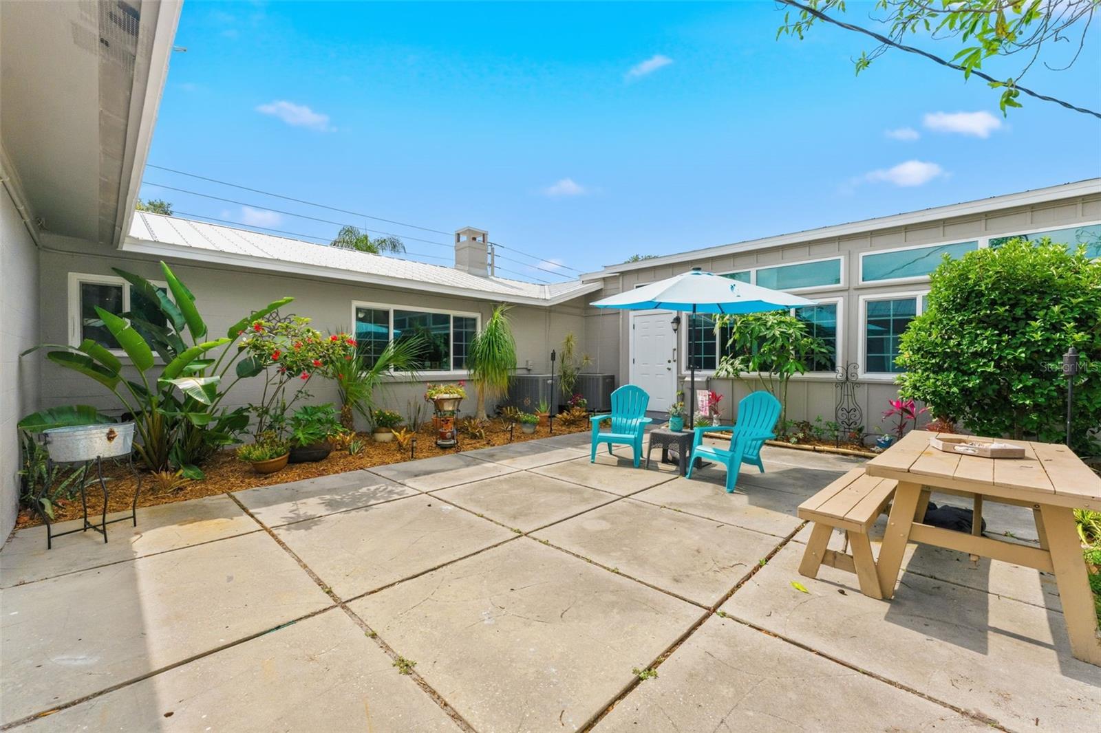 FAIRWAY ACRES UNIT ONE - Residential
