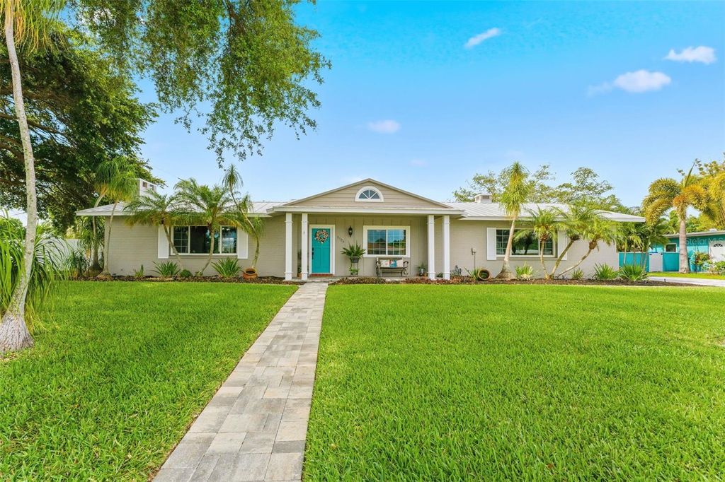 Photo of 5105 7th Avenue Drive W, Bradenton, FL 34209 (MLS # TB8506131)