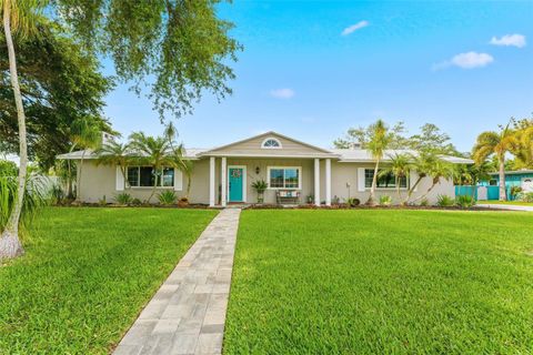 Photo of 5105 7th Avenue Drive W, Bradenton, FL 34209 (MLS # TB8506131)