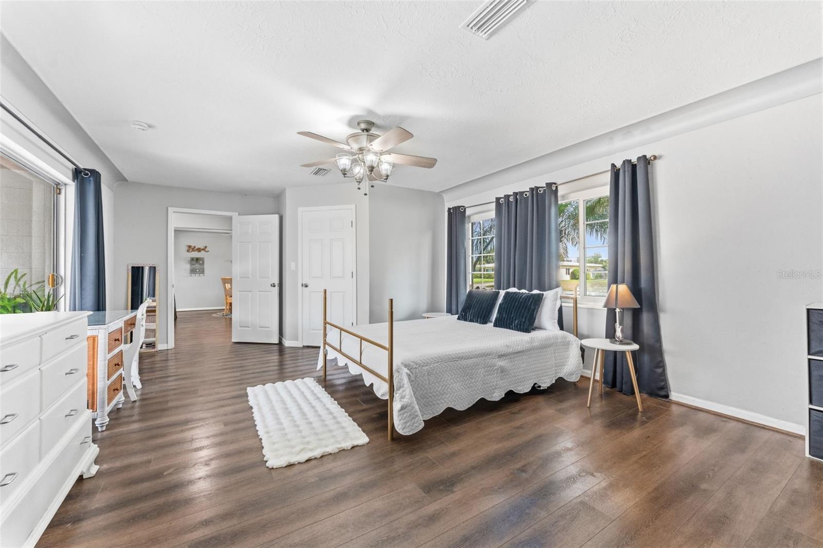 FAIRWAY ACRES UNIT ONE - Residential