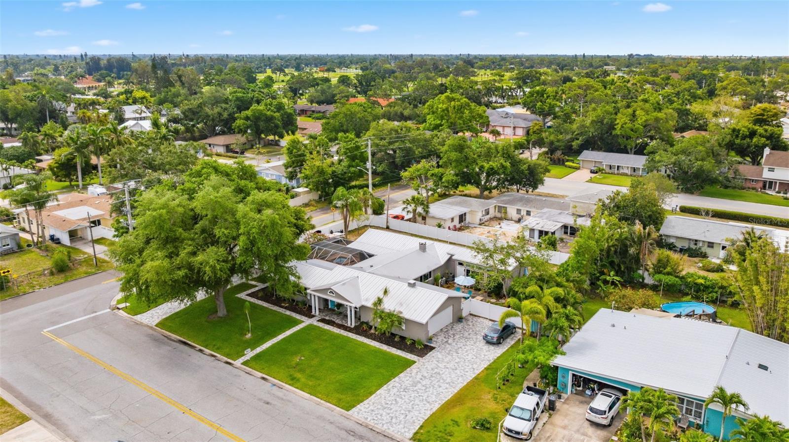 FAIRWAY ACRES UNIT ONE - Residential