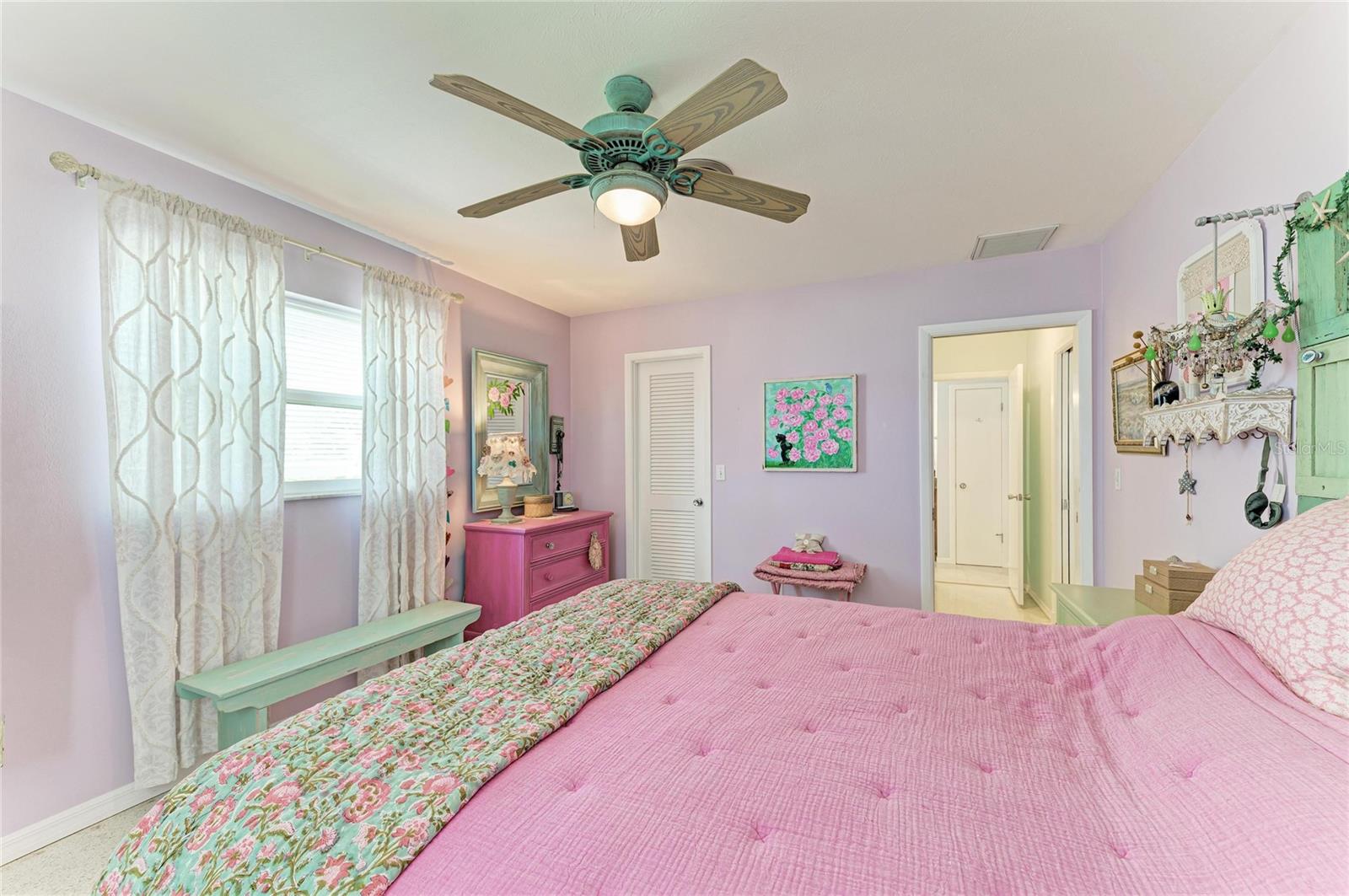 SOUTH VENICE - Residential