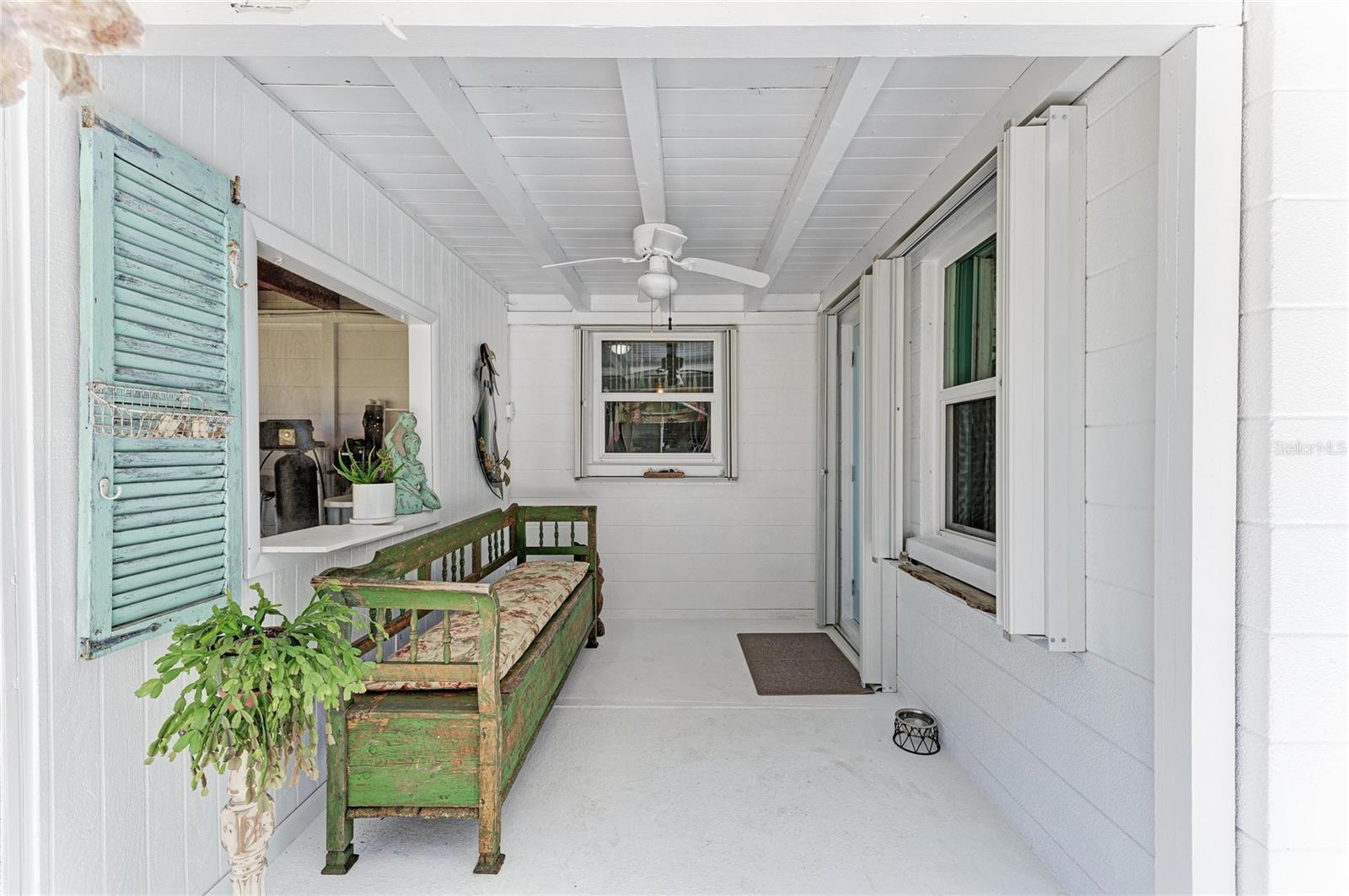 SOUTH VENICE - Residential