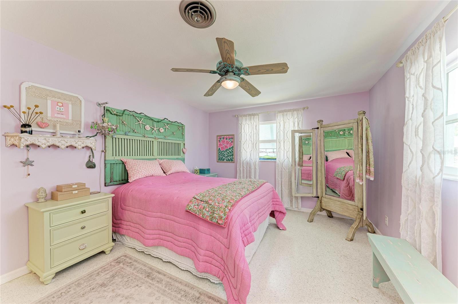 SOUTH VENICE - Residential