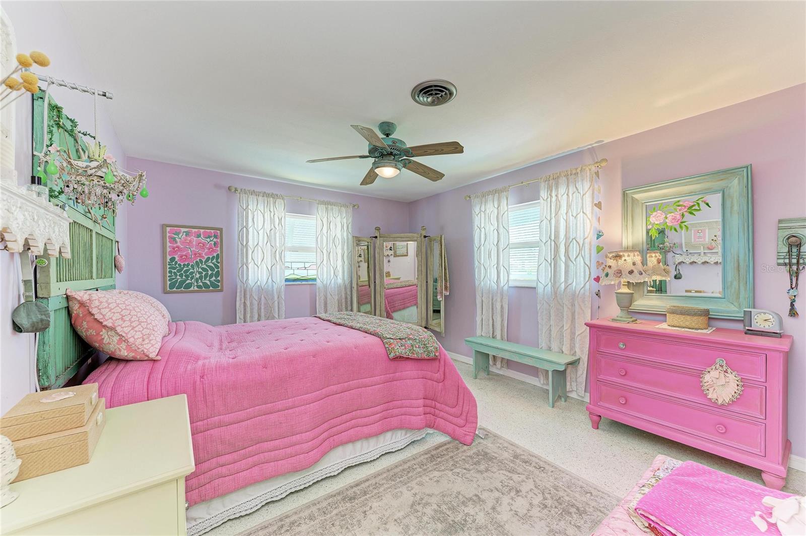 SOUTH VENICE - Residential