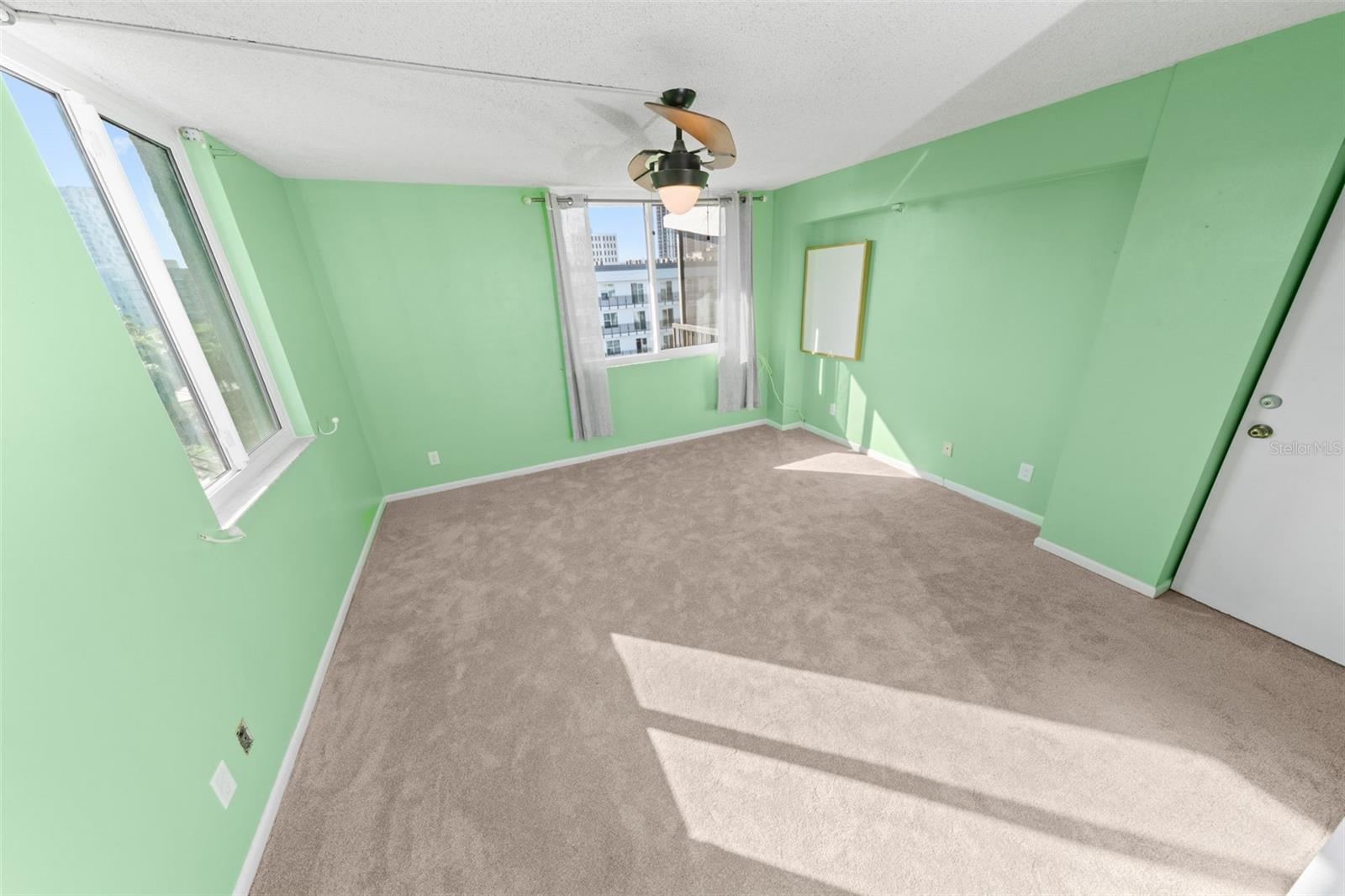 4YQ | ONE LAUREL PLACE A CONDOMINIUM - Residential