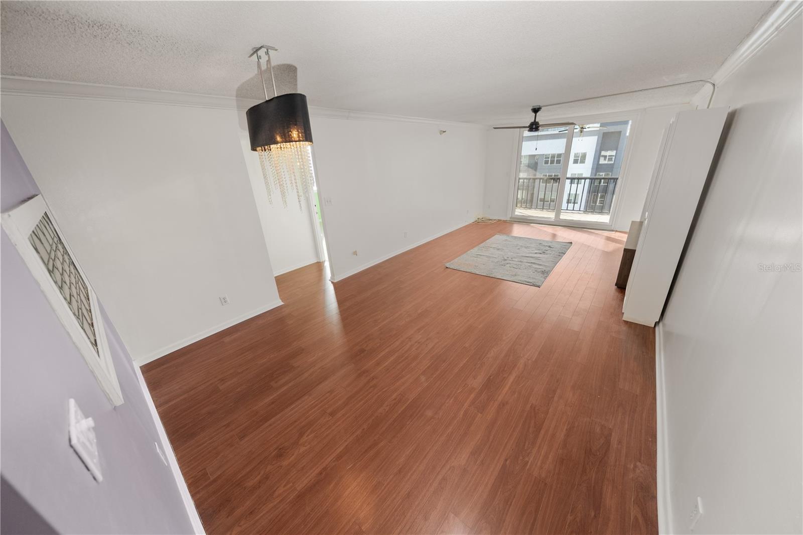 4YQ | ONE LAUREL PLACE A CONDOMINIUM - Residential