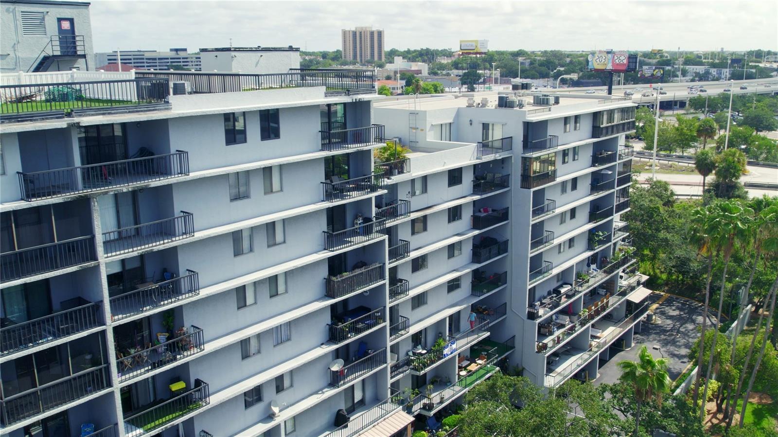 4YQ | ONE LAUREL PLACE A CONDOMINIUM - Residential