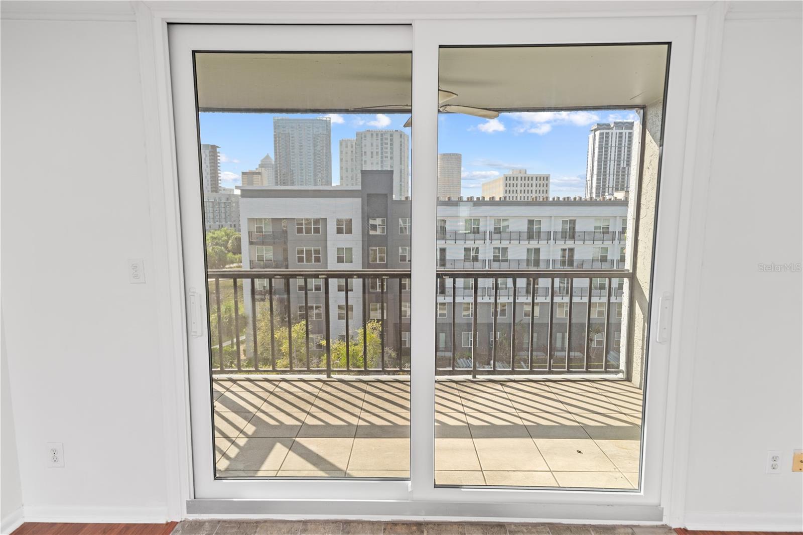 4YQ | ONE LAUREL PLACE A CONDOMINIUM - Residential