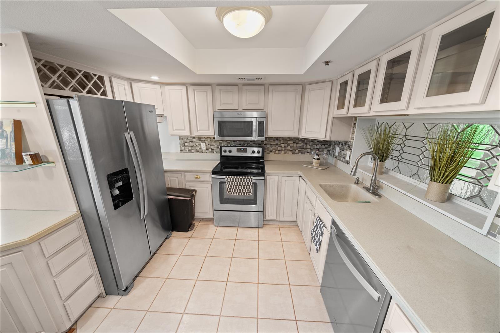 4YQ | ONE LAUREL PLACE A CONDOMINIUM - Residential