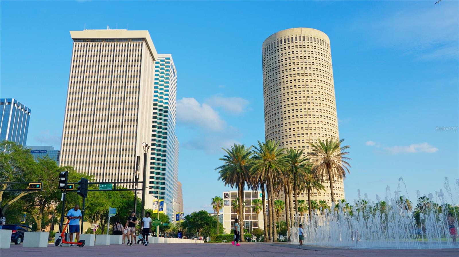 4YQ | ONE LAUREL PLACE A CONDOMINIUM - Residential