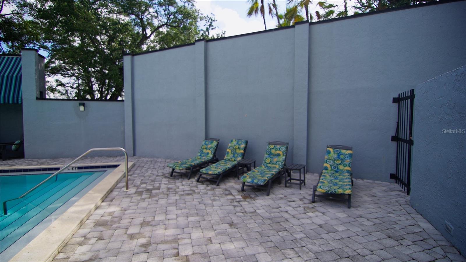 4YQ | ONE LAUREL PLACE A CONDOMINIUM - Residential