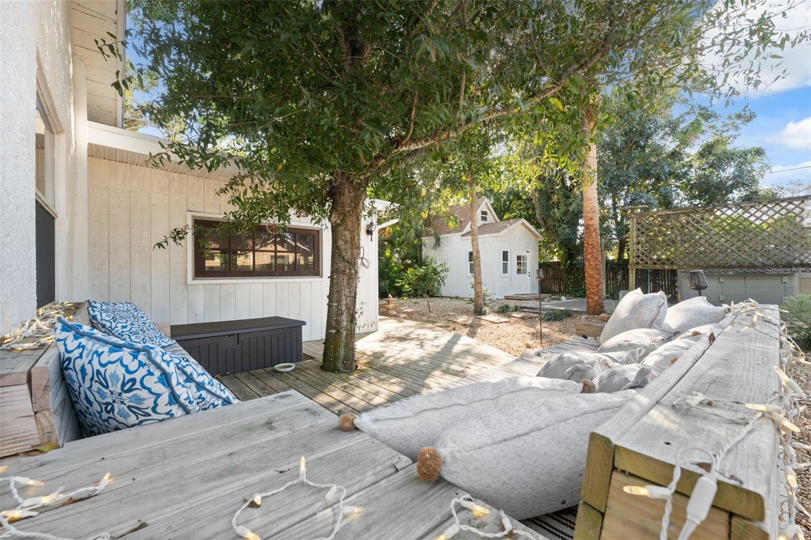 FLORADEL SUB - Residential