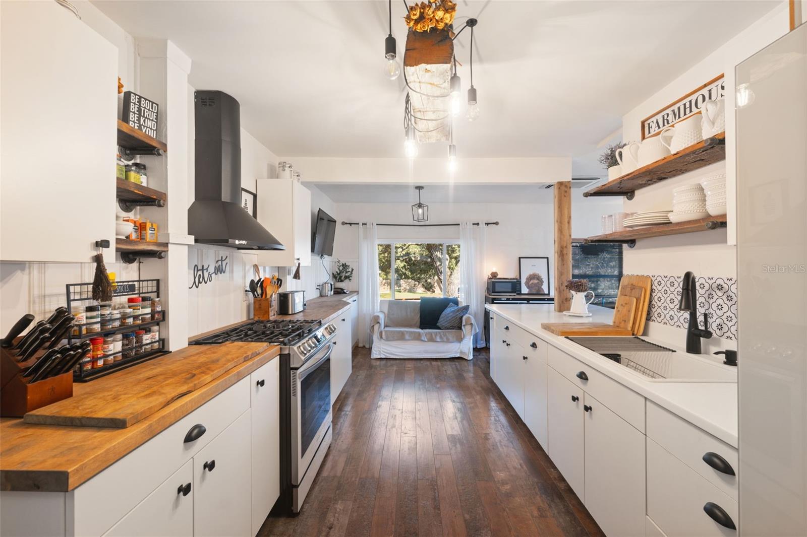 FLORADEL SUB - Residential