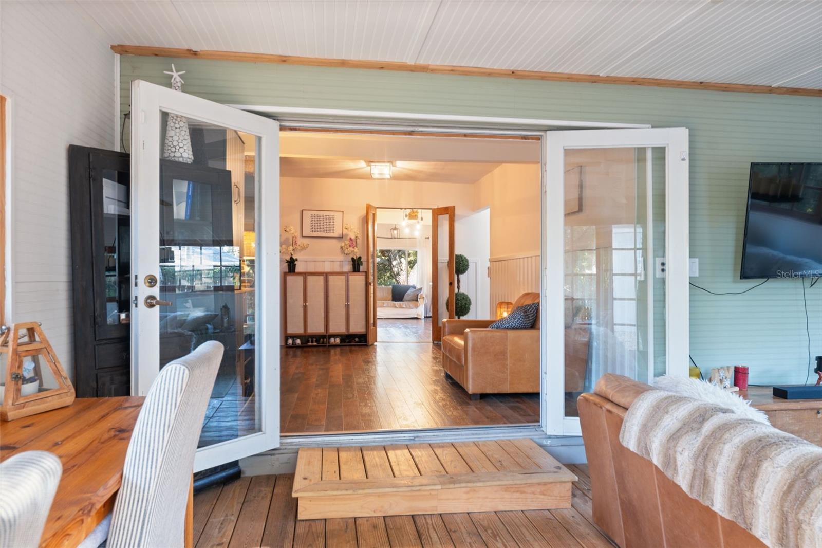 FLORADEL SUB - Residential