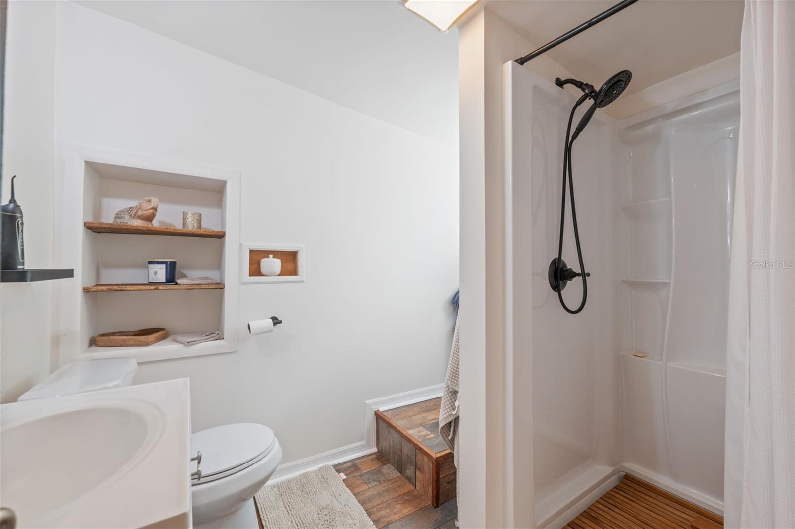 FLORADEL SUB - Residential