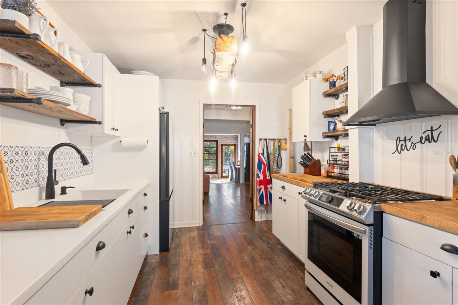 FLORADEL SUB - Residential