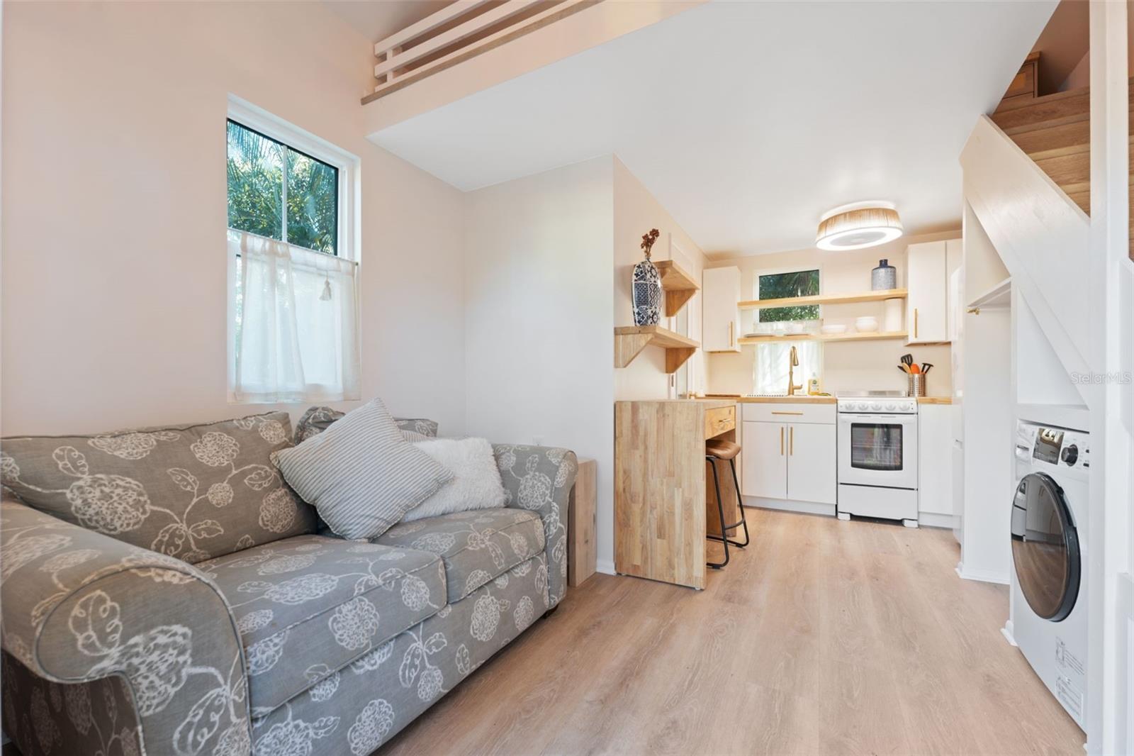 FLORADEL SUB - Residential