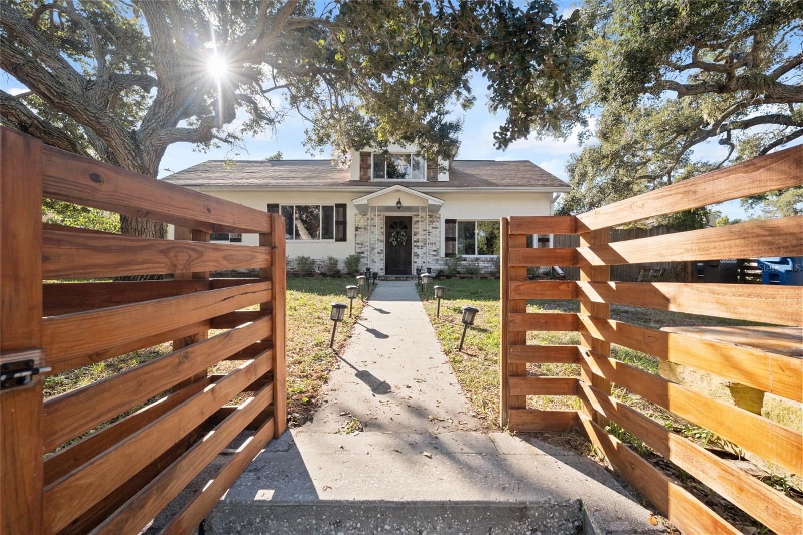 FLORADEL SUB - Residential