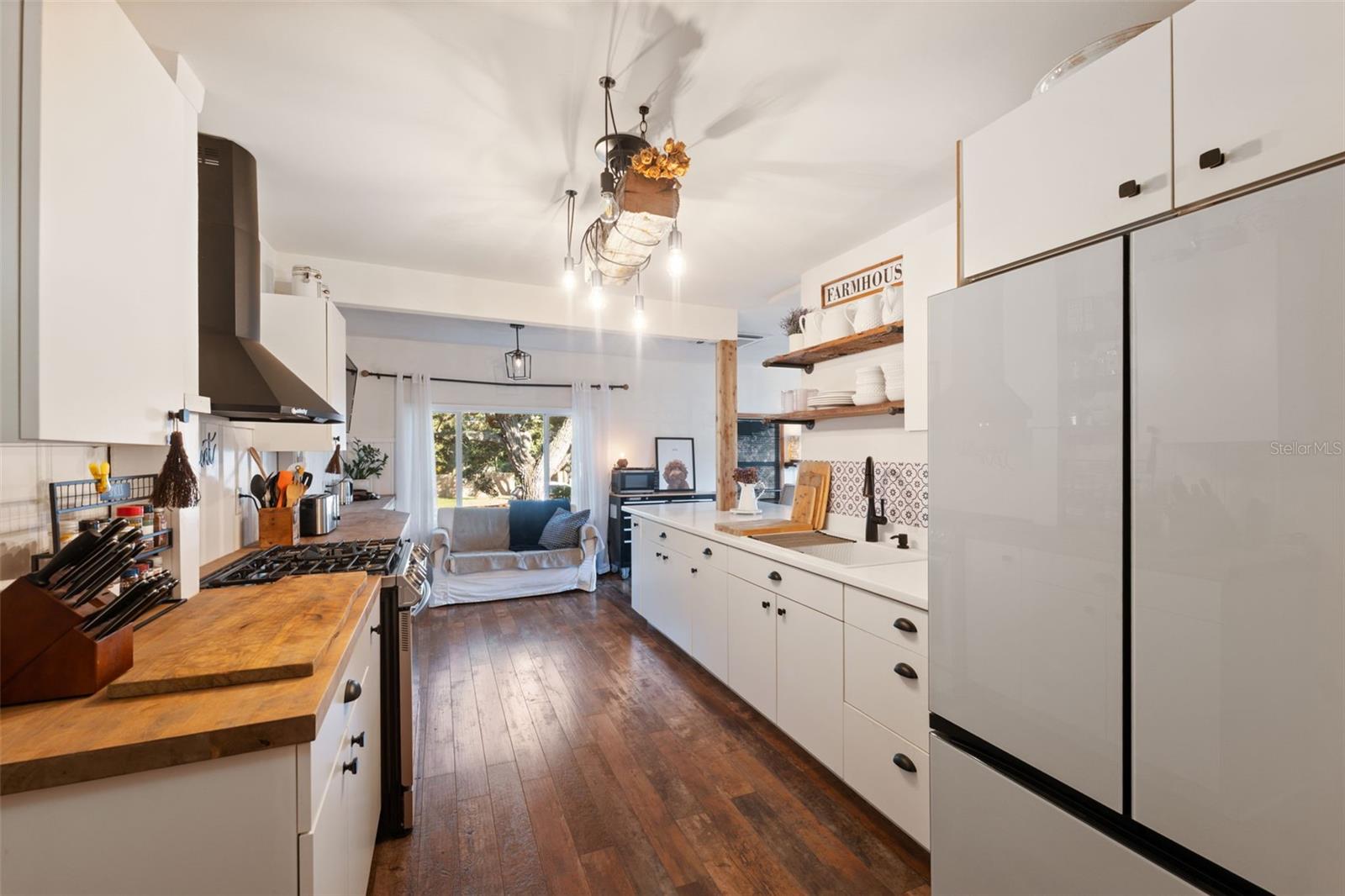 FLORADEL SUB - Residential