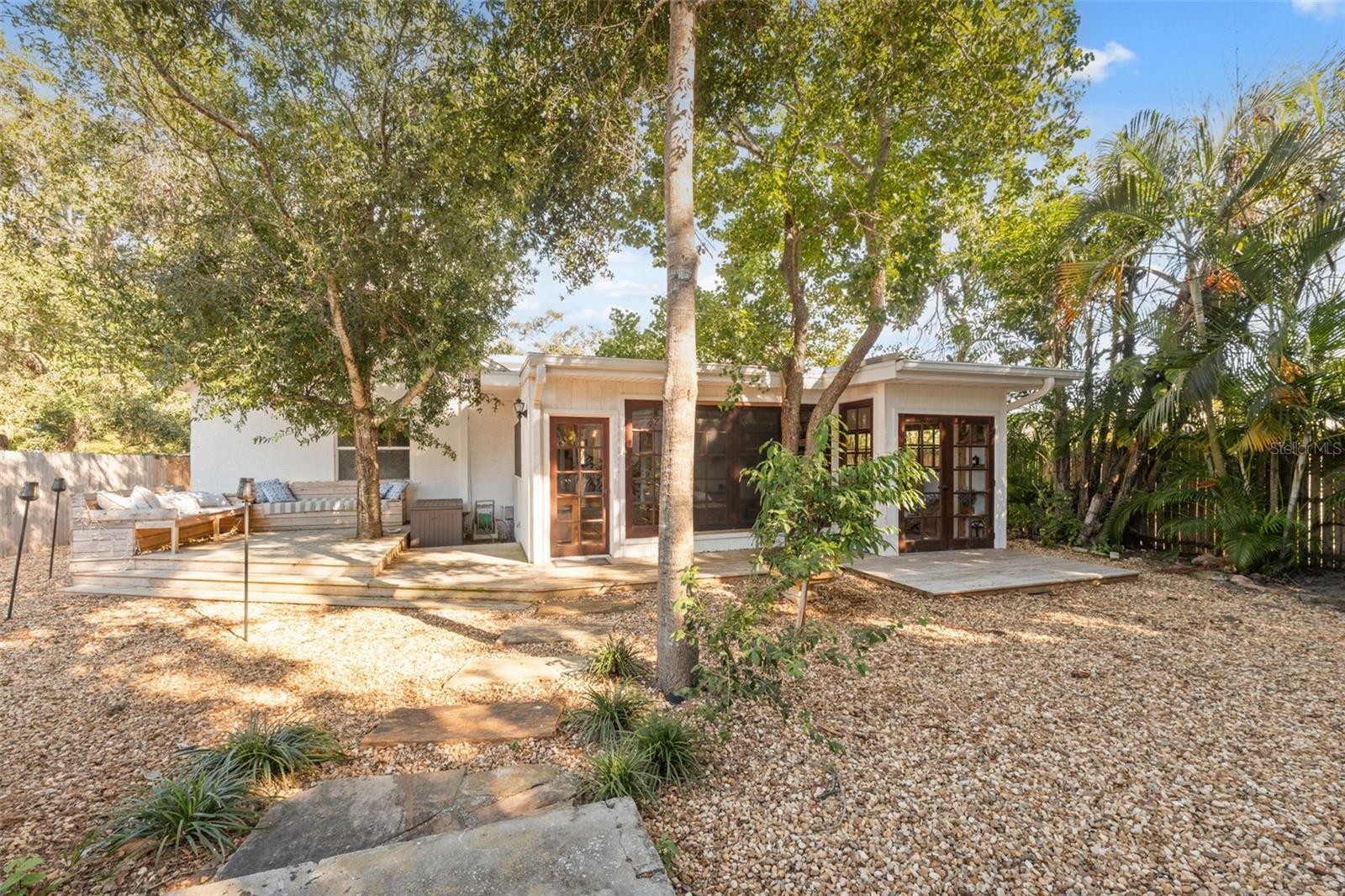 FLORADEL SUB - Residential