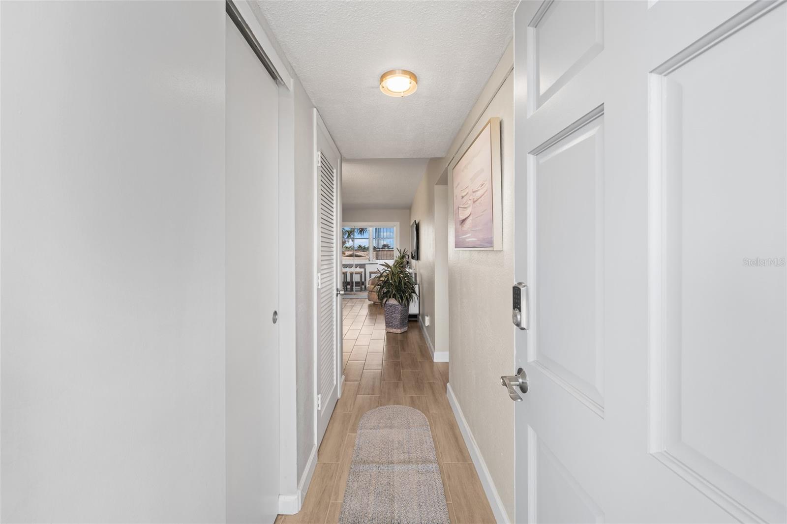 KINGS MOORINGS CONDO THE - Residential