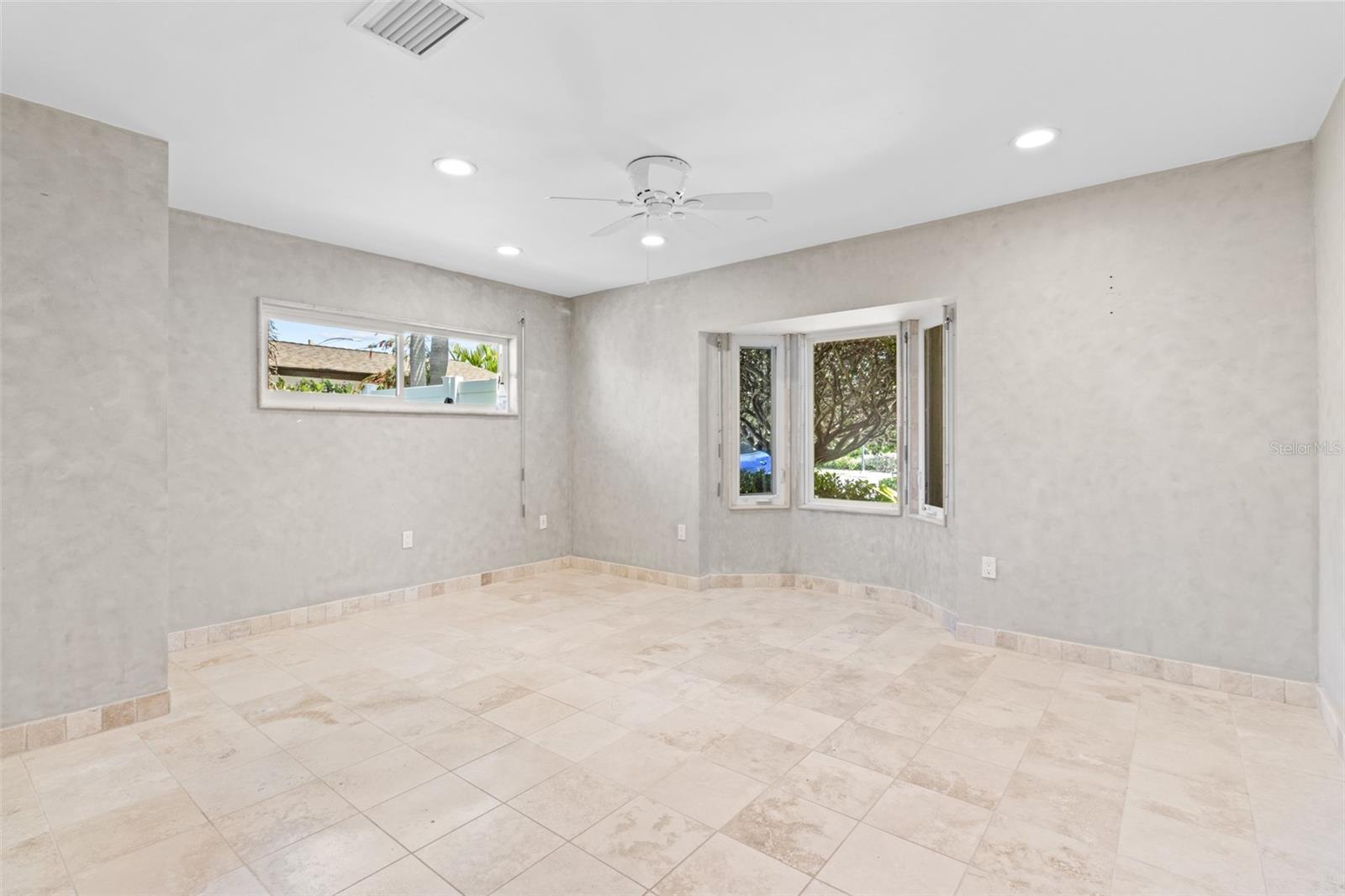PARADISE ISLAND 4TH ADD - Residential