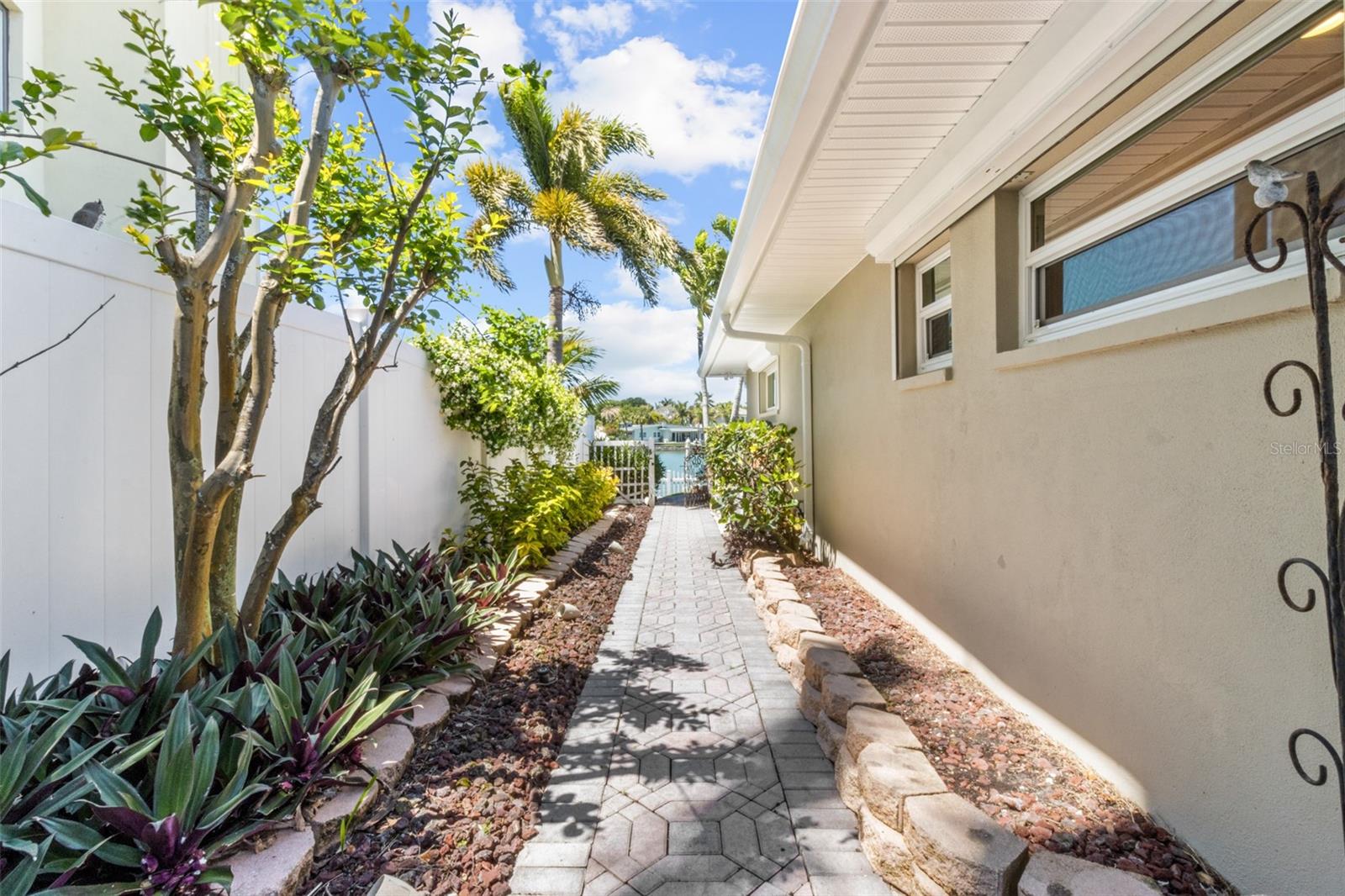 PARADISE ISLAND 4TH ADD - Residential