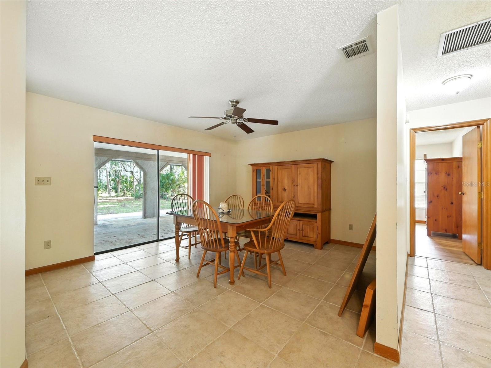 1053 CAVERN DRIVE