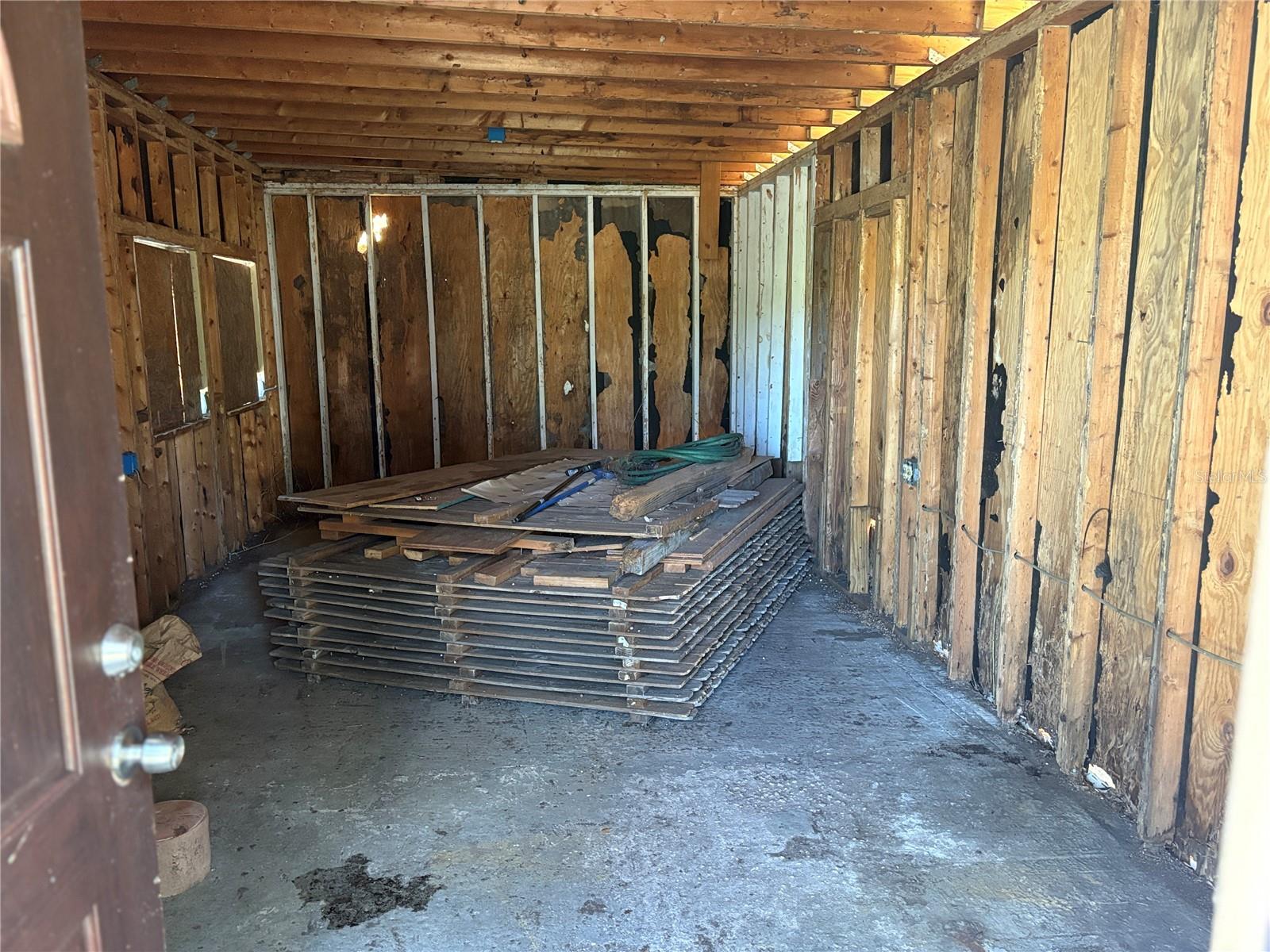 GULF SIDE ACRES - Land