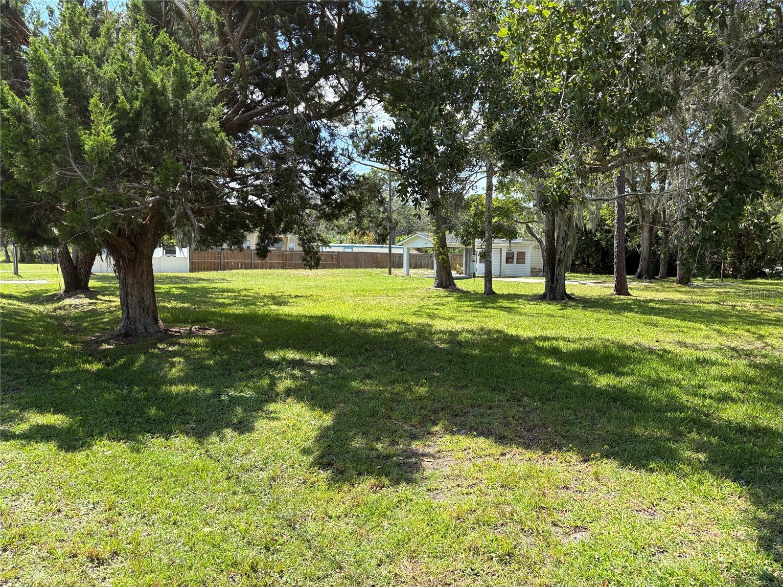 GULF SIDE ACRES - Land