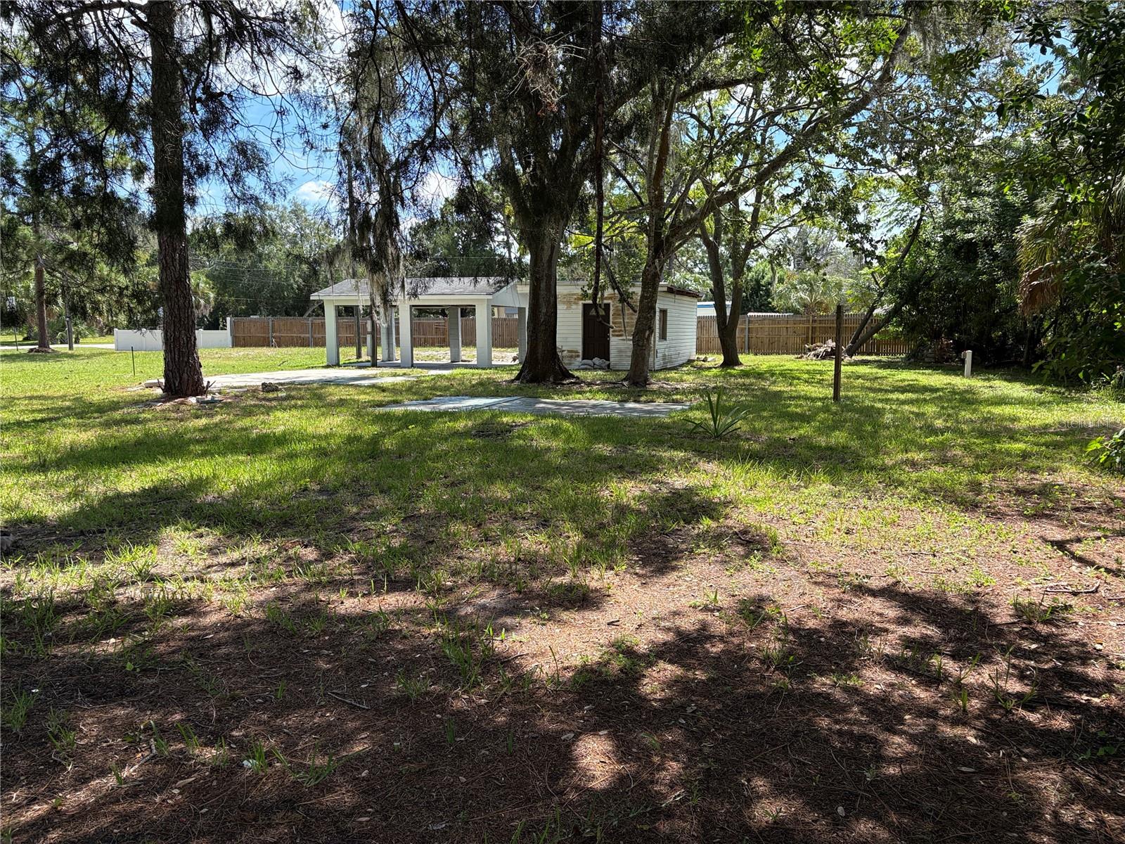 GULF SIDE ACRES - Land