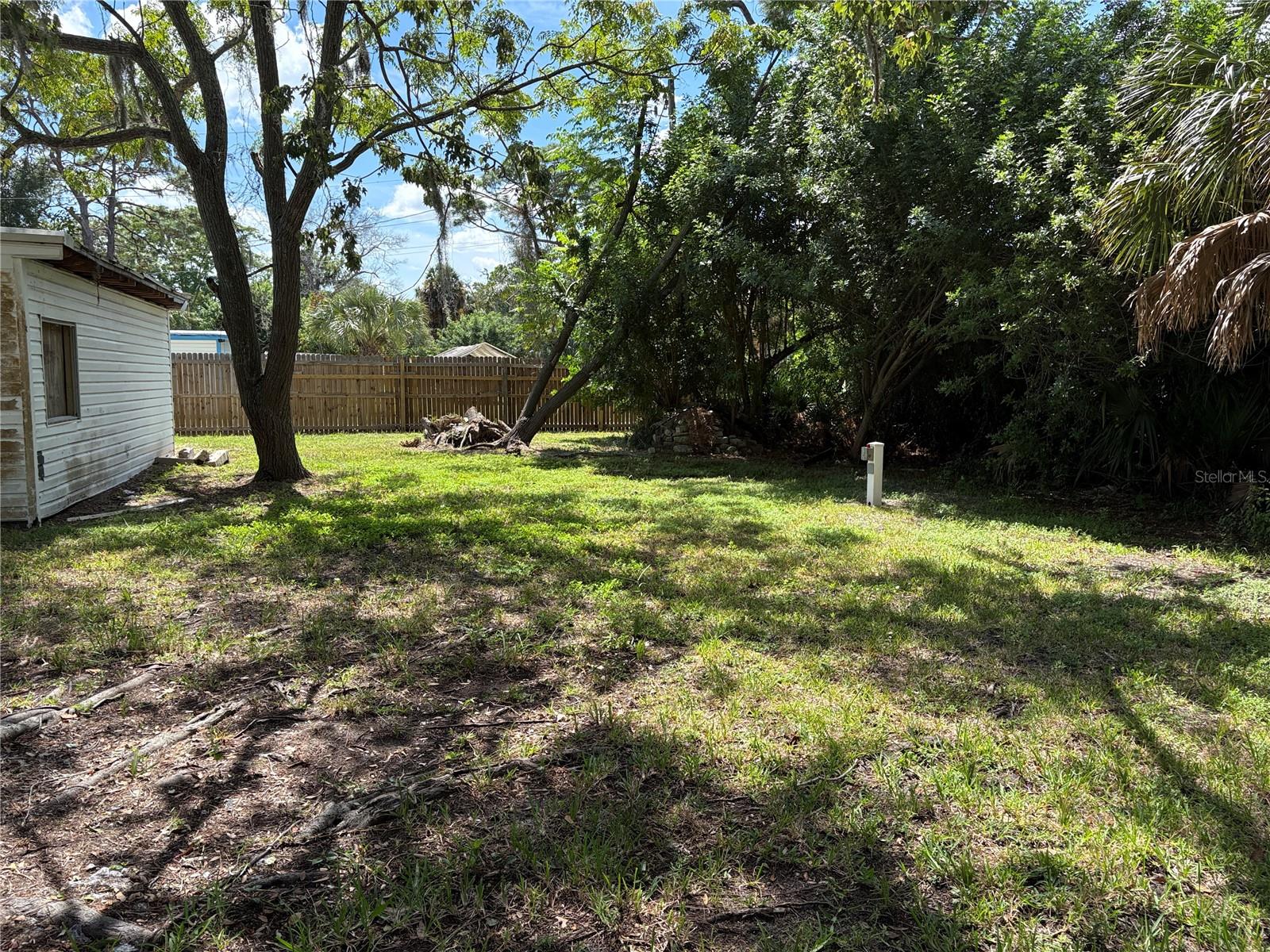 GULF SIDE ACRES - Land