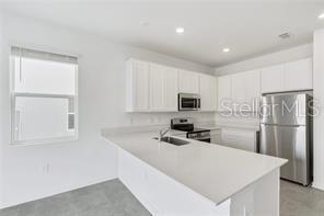 CHATEAU/ASTONIA - Residential