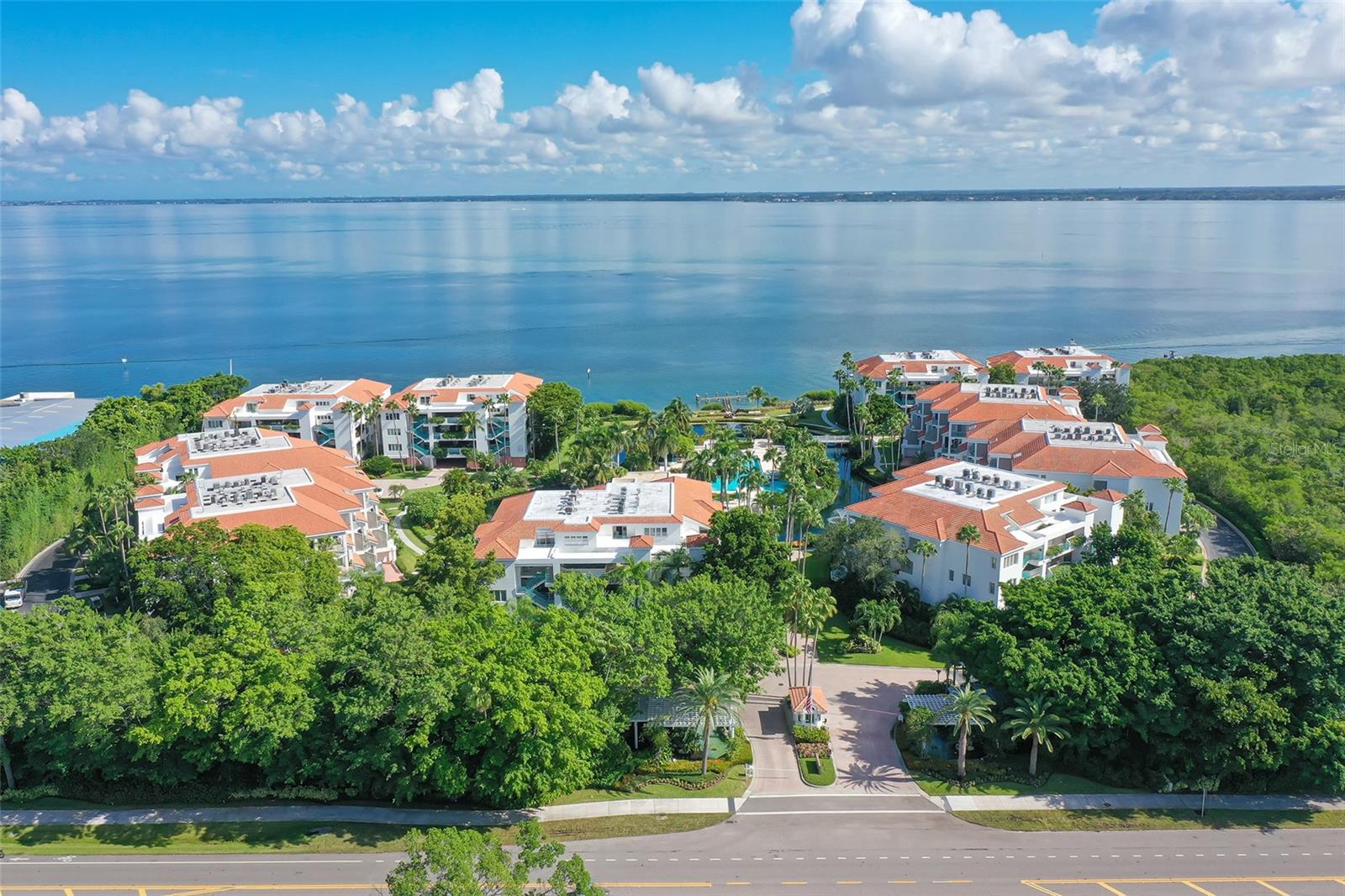350 GULF OF MEXICO DRIVE 211