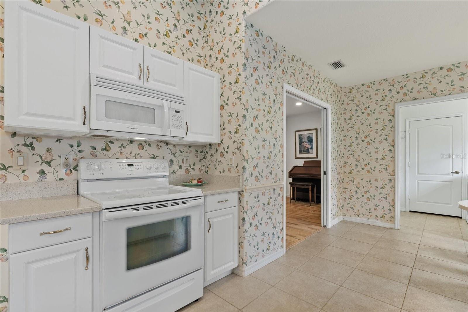 VENICE PALMS PH 1 - Residential