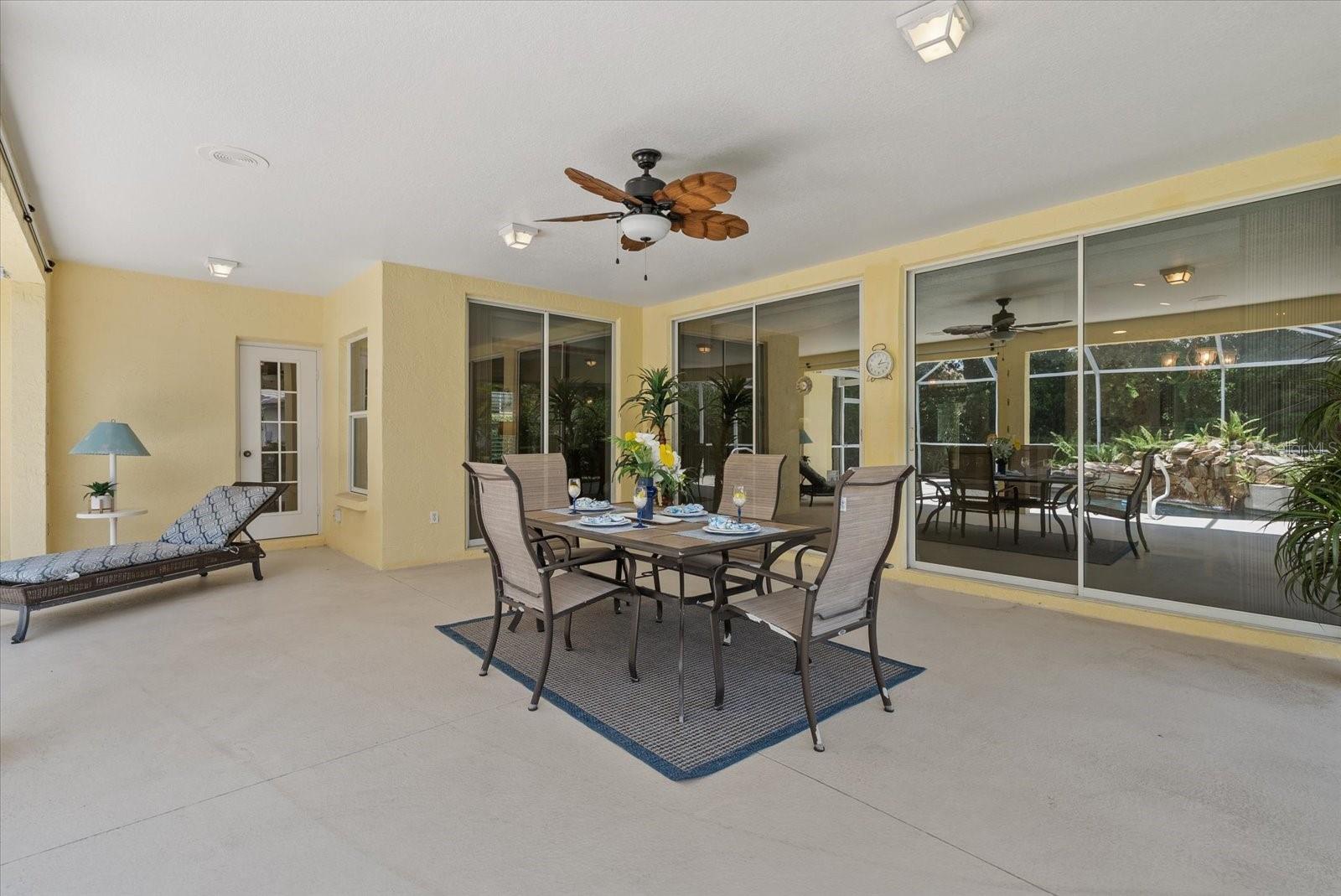 VENICE PALMS PH 1 - Residential