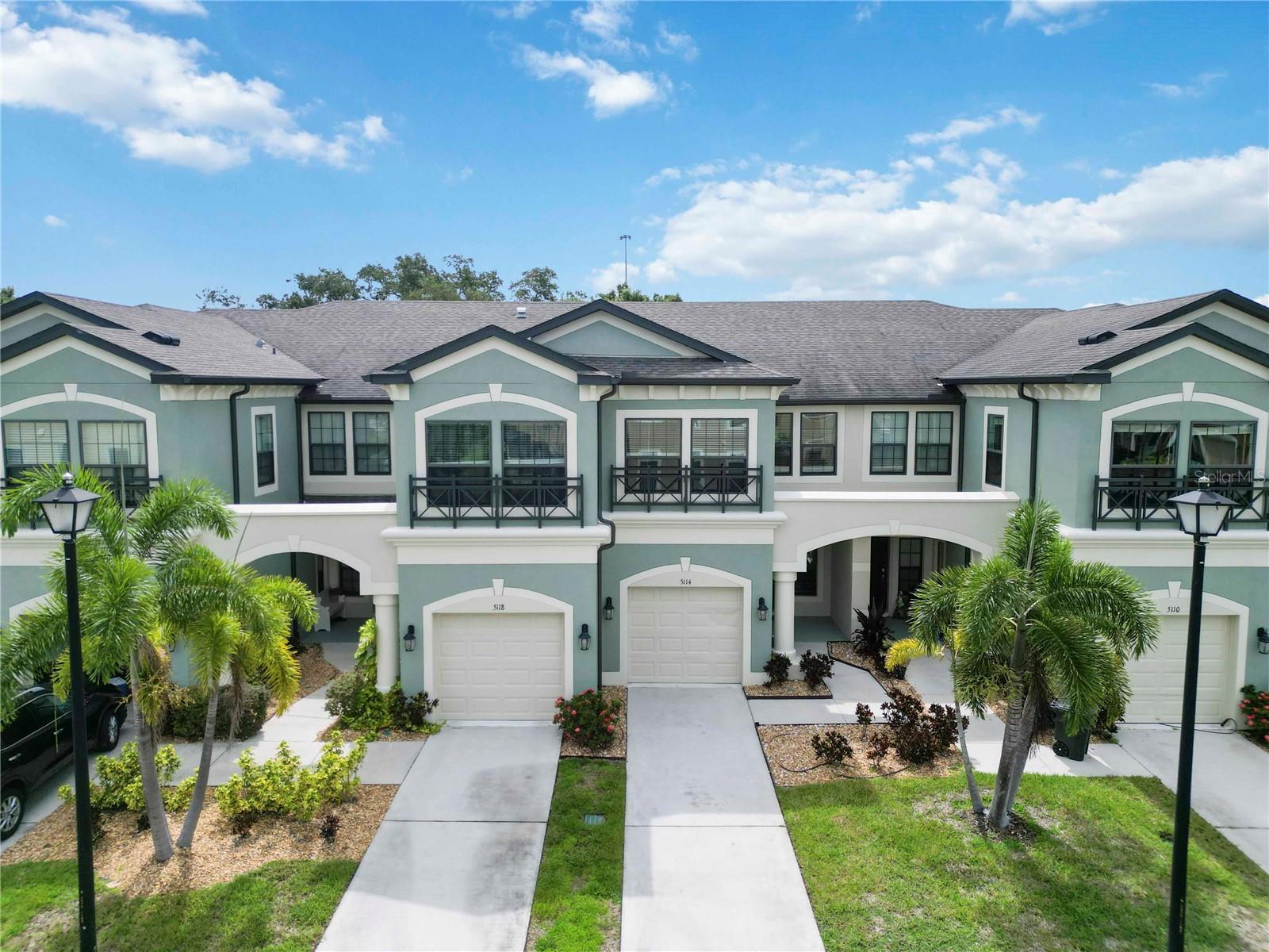 CREEKWOOD TWNHMS - Residential Lease
