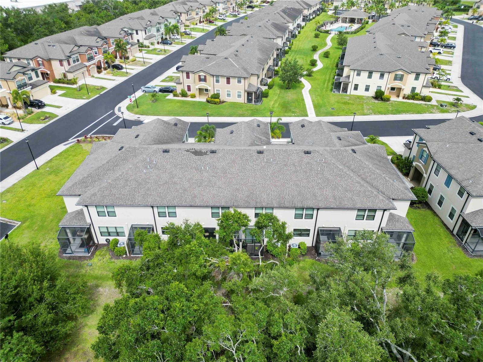 CREEKWOOD TWNHMS - Residential Lease