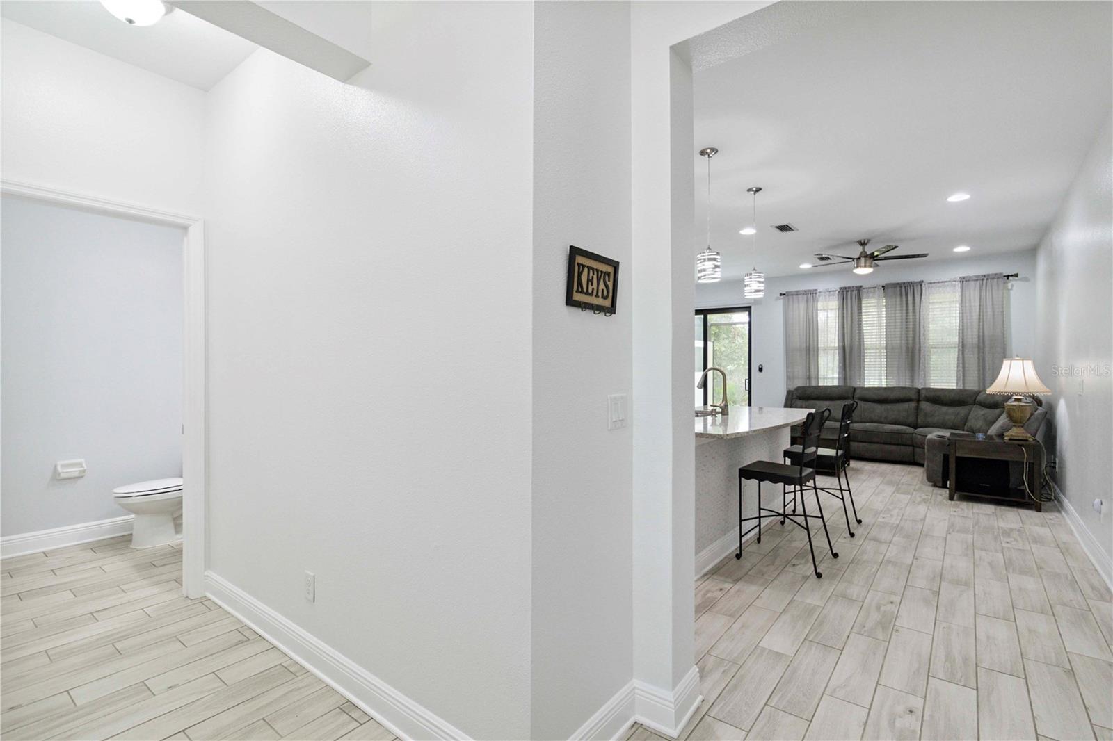 CREEKWOOD TWNHMS - Residential Lease