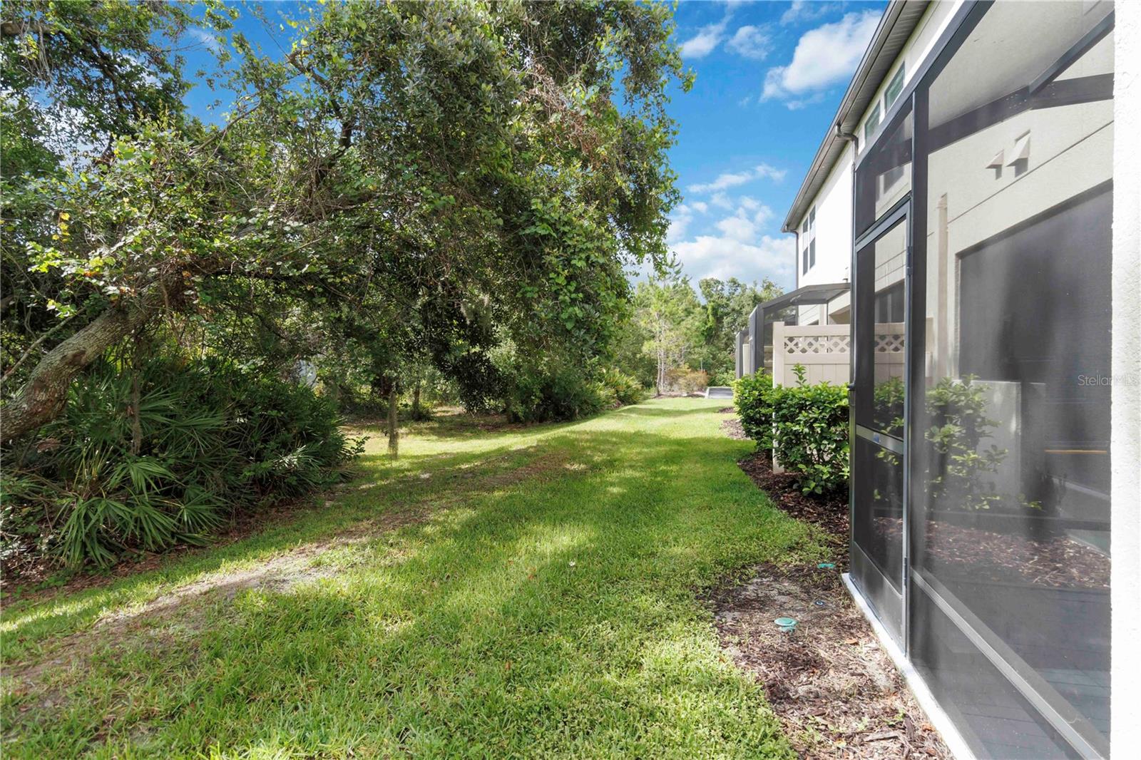 CREEKWOOD TWNHMS - Residential Lease