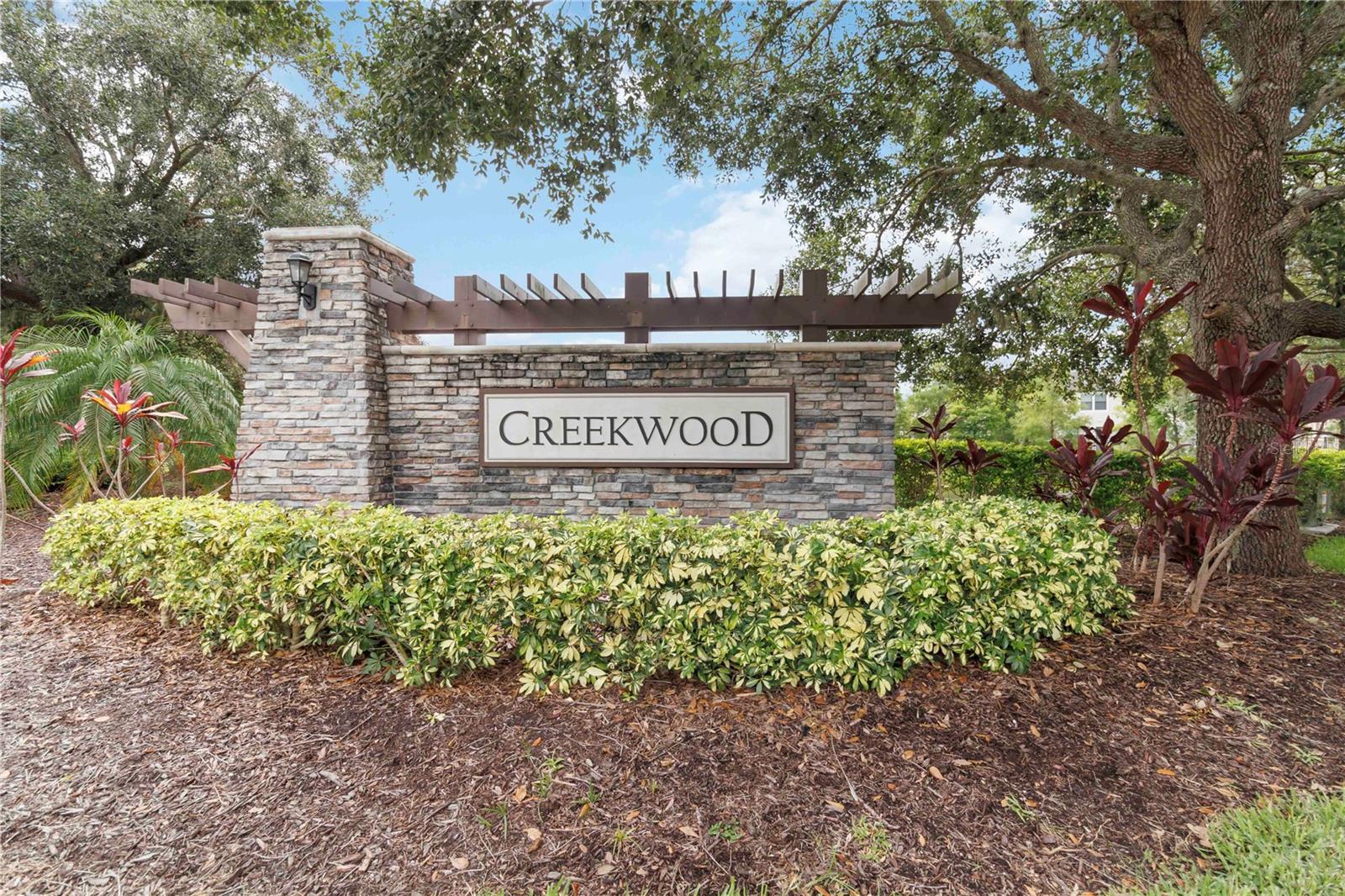 CREEKWOOD TWNHMS - Residential Lease