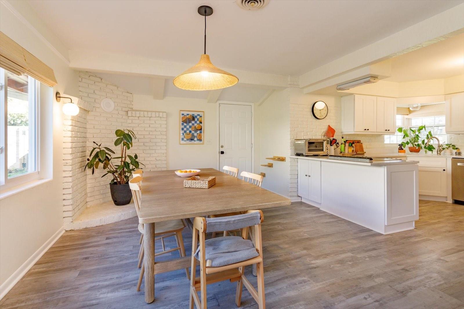 MEDALLION ESTATES - Residential