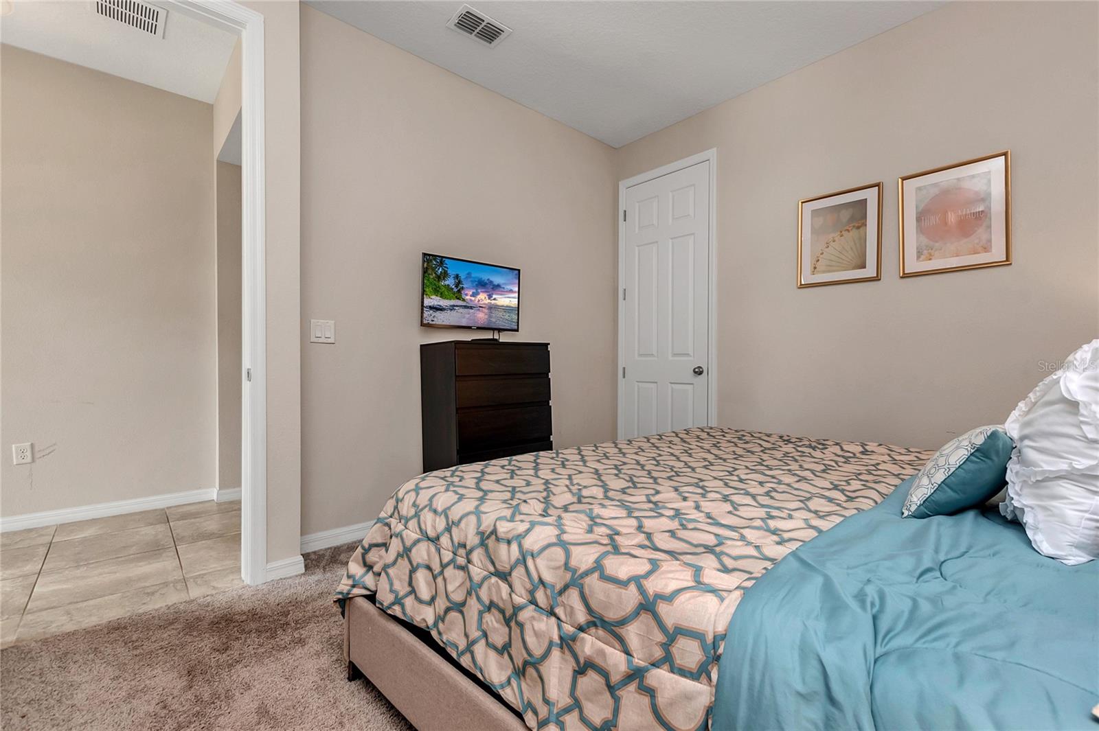 SOLARA RESORT - Residential