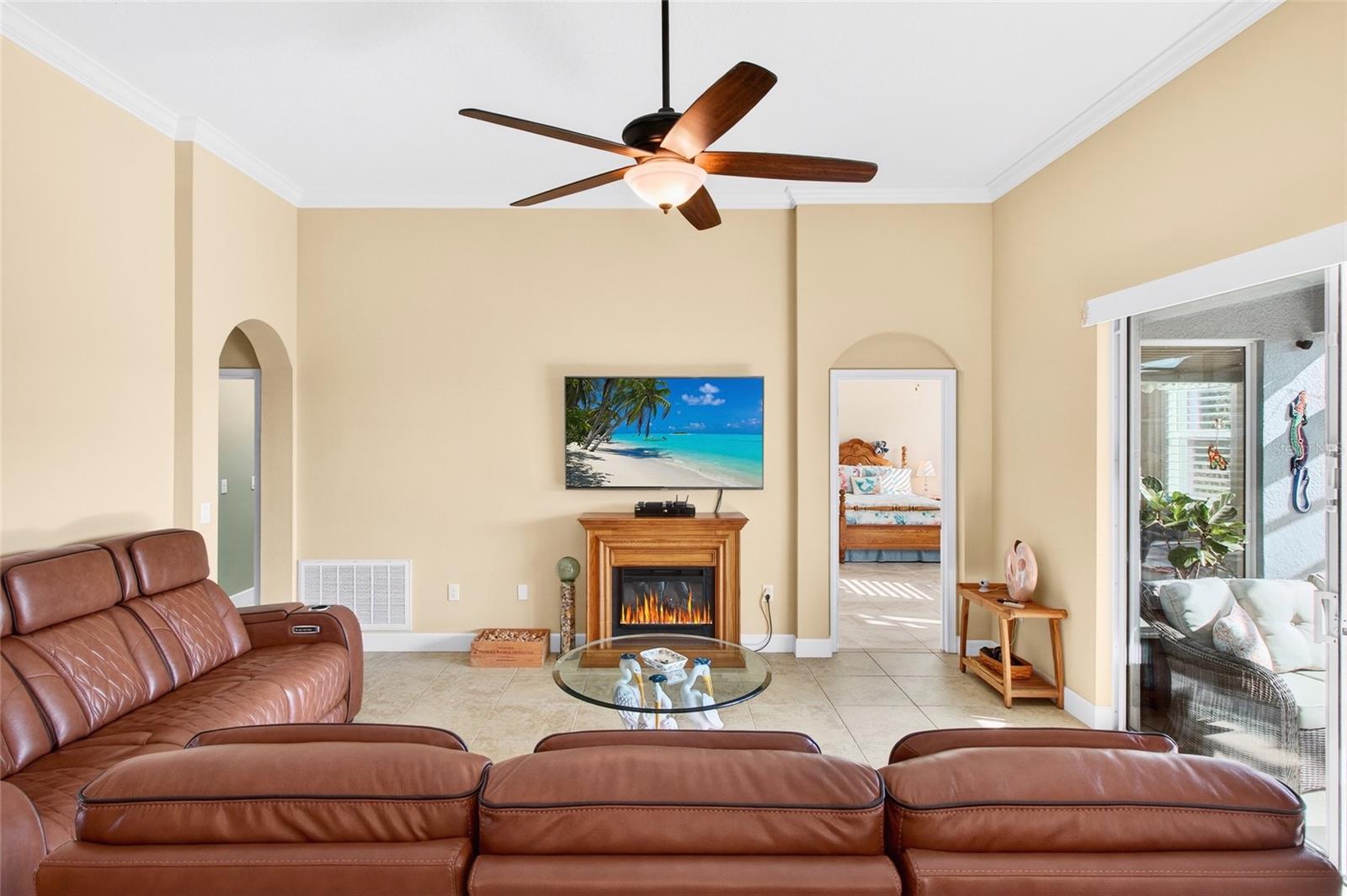 TRADITIONS PH 02 - Residential