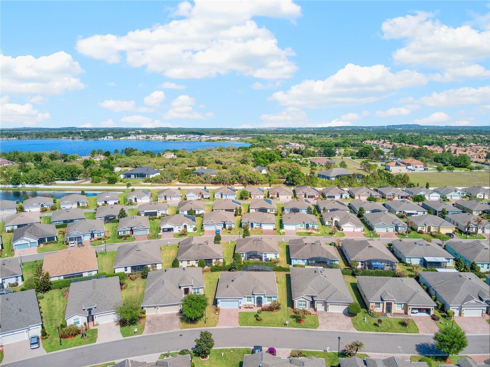 TRADITIONS PH 02 - Residential