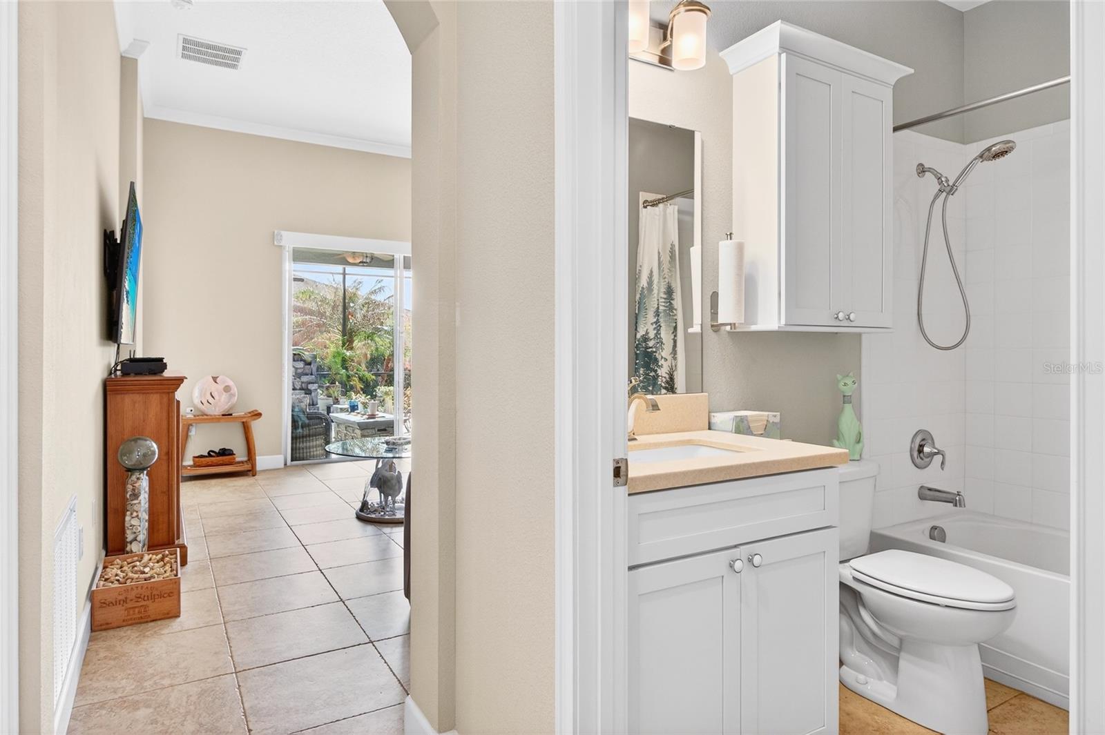 TRADITIONS PH 02 - Residential